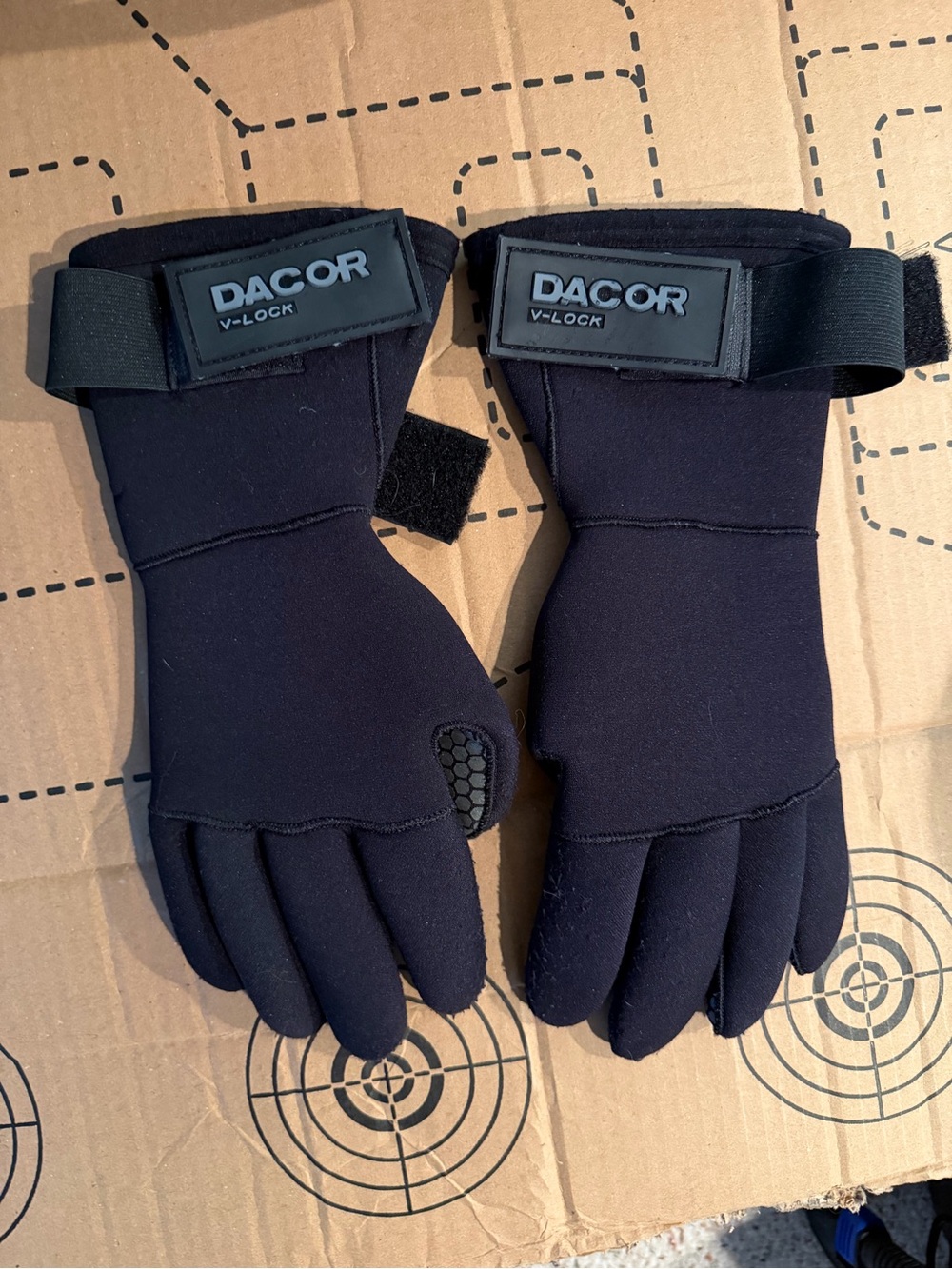 Dacor V-Lock Dive Gloves